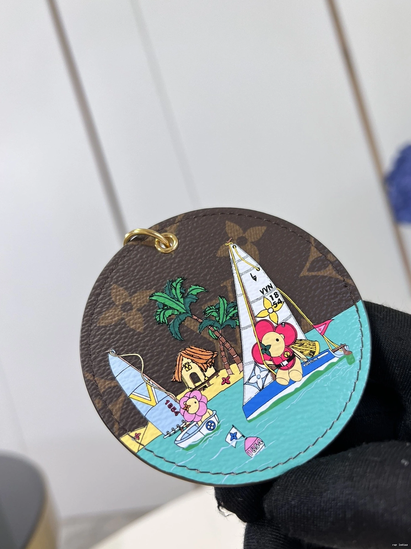 Cheap Holder LOUIS And Key Charm Illustre VUITTON Bag Ice Skate 0802